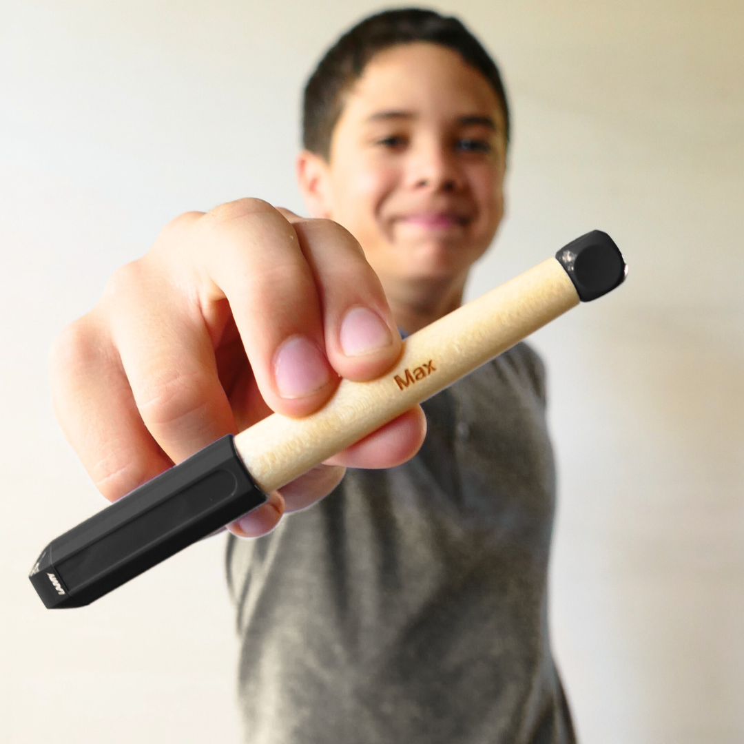 Füllhalter abc Sonderedition tinta negra. Grabador láser